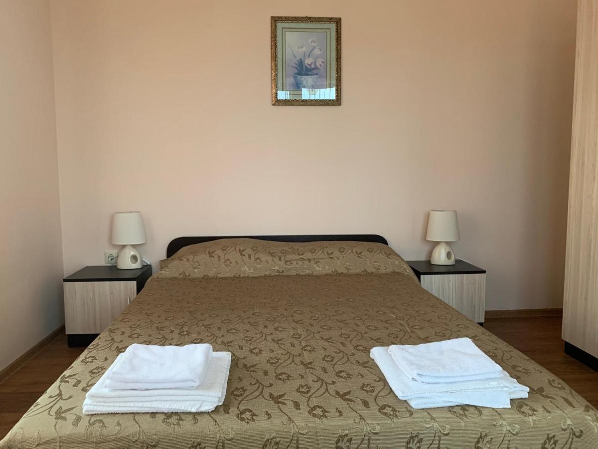 Golden Sun Apartment Pomorie Exterior photo