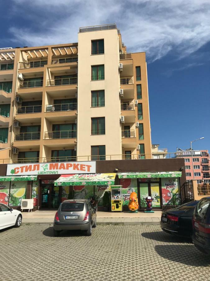 Golden Sun Apartment Pomorie Exterior photo